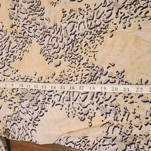 Dana Buchman yellow, black and ivory sweater size XL - Picture 5 of 5